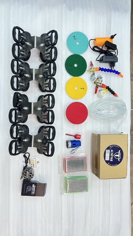 بكج كامل طرمبة مي.  زواية تثيت.  ورق حف.  جلدة. كاسة ٣،٥. وكاسة ٦ ميلة  ليف حمرا + خضرا + متر